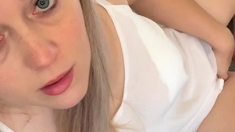 Stacked Brunette Goes Solo Toys And Masturbation