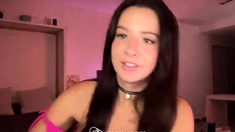 Cute amateur webcam teen girl toying pussy on webcam