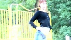 Amateur hottie fucked outdoor in public