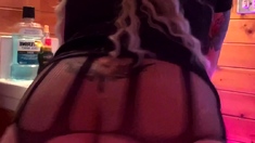 amateur little izzi flashing ass on live webcam