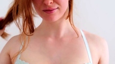 Ebony Busty Teen Taren Hayes Shows Her Big Boobs