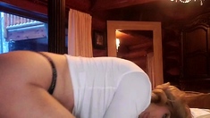 Hot brunette from squirt masturbating on webcam