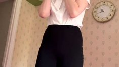 Cute amateur brunette naughty in solo jerking show on camera