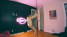 Extreme amateur pov blowjob with brunette babe