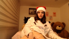 Lovely Amateur teen brunette masturbating outdoor