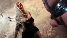 Lady Salina Flogger V Max Ballbusting